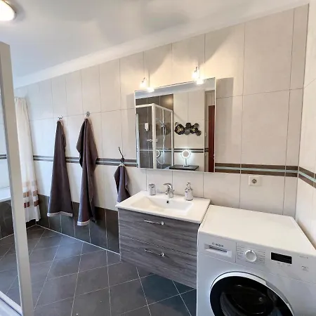 Penthouse Am Goethepark - & Apartment